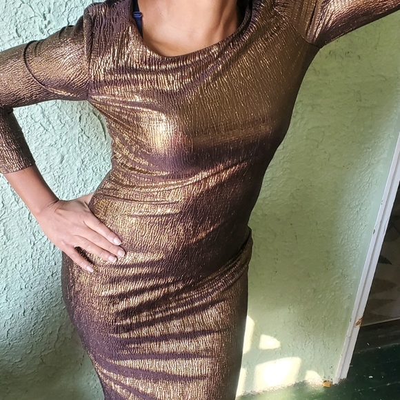 Dress - Picture 5 of 6